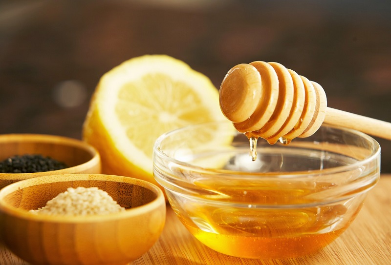 Mặt nạ khoai tây mật ong: 4 cách làm mặt nạ trị mụn 8