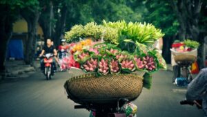 Bài thơ "Hoa mua" của Thanh Trắc Nguyễn Văn 1
